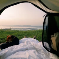 Une magnifique vue, de la tente d'un élève en voyage au Togo.